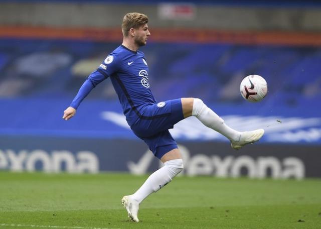 德州扑克高手接受随机（德州扑克高手拥抱随机性）